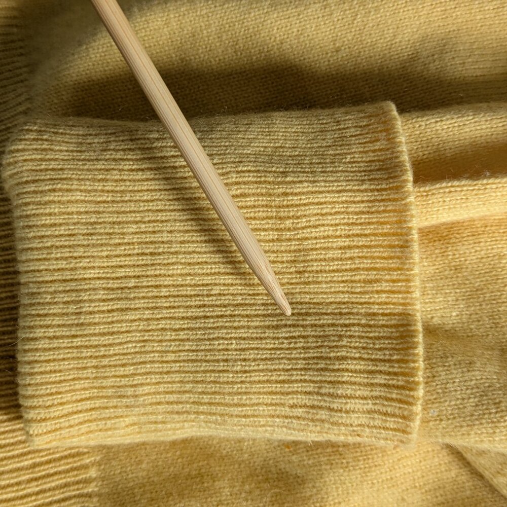 Vintage Ballantyne 100% Cashmere Sweater Made in Scotland - Picture 7 of 13